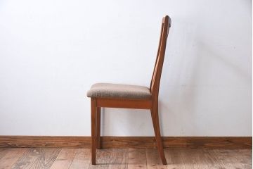 北欧家具　G-PLAN(ジープラン)　チーク材の温もり溢れるビンテージダイニングチェア(椅子)(3)