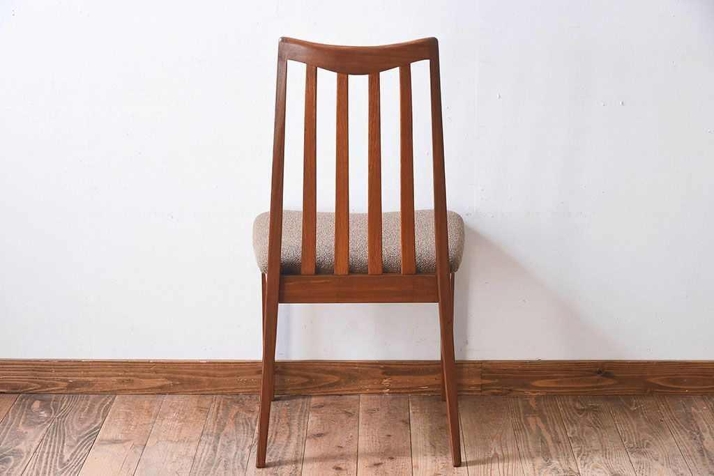 北欧家具　G-PLAN(ジープラン)　チーク材の温もり溢れるビンテージダイニングチェア(椅子)(3)