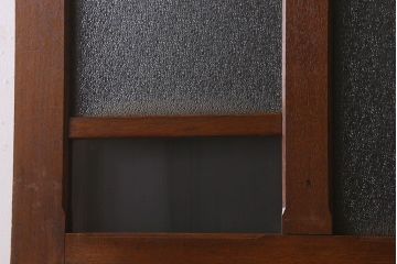 シンプルな魅力　ラワン材製　昭和レトロのガラス引き戸