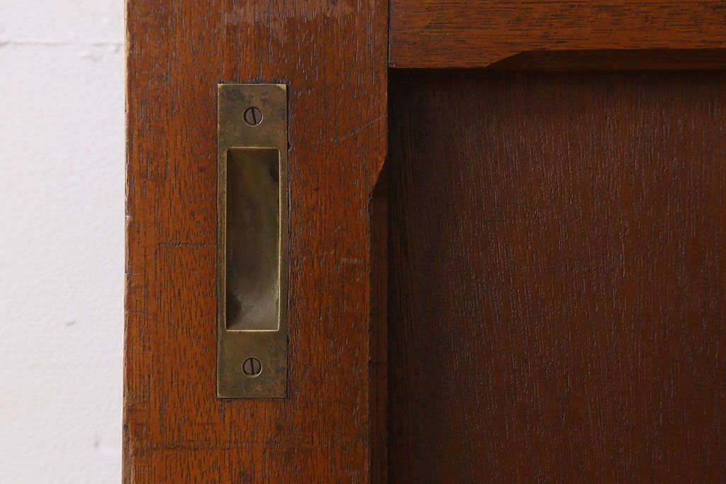 シンプルな魅力　ラワン材製　昭和レトロのガラス引き戸