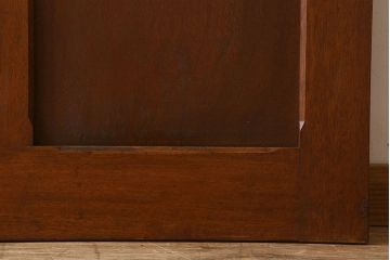 シンプルな魅力　ラワン材製　昭和レトロのガラス引き戸