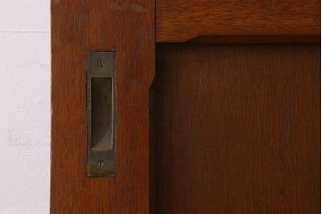 シンプルな魅力　ラワン材製　昭和レトロのガラス引き戸