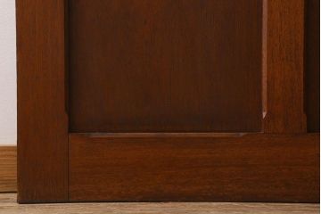 シンプルな魅力　ラワン材製　昭和レトロのガラス引き戸