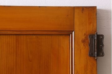 大正〜昭和期　柾目が魅力的　温かみのあるドア(扉)