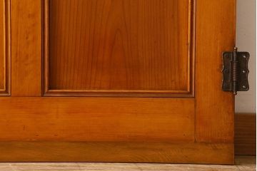 大正〜昭和期　柾目が魅力的　温かみのあるドア(扉)