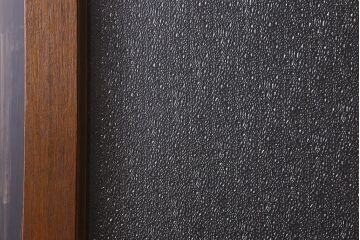 昭和レトロ　ダイヤガラス入り　上品な面持ちの背の高いドア(扉)