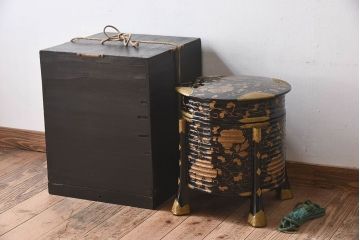 アンティーク雑貨　和製アンティーク　外箱付き!江戸〜明治期に作られた漆塗りの行器(保貝、鉢カバー、小物収納)