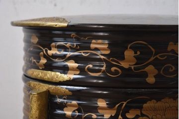 アンティーク雑貨　和製アンティーク　外箱付き!江戸〜明治期に作られた漆塗りの行器(保貝、鉢カバー、小物収納)