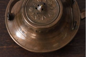アンティーク雑貨　古民具・骨董　真鍮製　銚子(急須)(2)