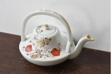 アンティーク雑貨　古民具・骨董　磁器製　梅の絵柄が素敵な銚子(急須)