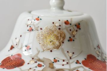 アンティーク雑貨　古民具・骨董　磁器製　梅の絵柄が素敵な銚子(急須)