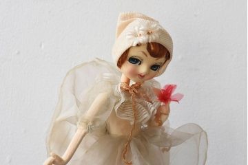 アンティーク雑貨　昭和レトロ　台座付き!ポーズ人形(文化人形、フランス人形)