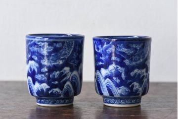 古民具・骨董　染付　雲龍文　湯呑2個セット(1)