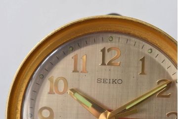 アンティーク雑貨　昭和レトロ　SEIKO soft&loud 2JEWELS　目覚まし時計(置き時計)