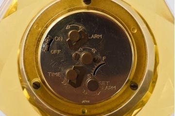 アンティーク雑貨　昭和レトロ　RHYTHM(リズム)　2JEWELS　Diamond Alarm　目覚まし時計(置き時計)