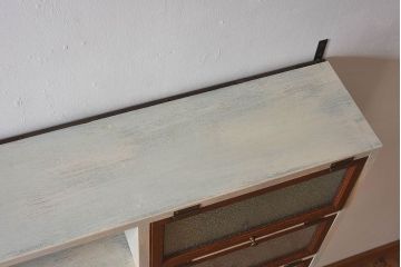 ペイント家具　ダイヤガラスのパタパタ扉付き!ウォールラック(壁掛け飾り棚、収納棚、戸棚、食器棚)