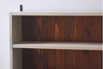ペイント家具　ダイヤガラスのパタパタ扉付き!ウォールラック(壁掛け飾り棚、収納棚、戸棚、食器棚)
