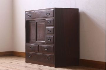 アンティーク家具　和製アンティーク　三方欅材　上質なキャビネット(茶箪笥・収納棚)