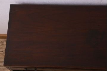 アンティーク家具　和製アンティーク　三方欅材　上質なキャビネット(茶箪笥・収納棚)