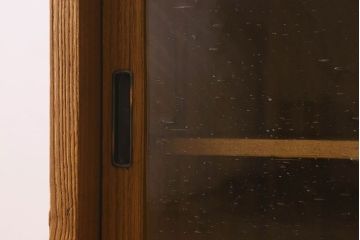 レトロ家具　総桐材　気泡ガラス入り　脚付き　昭和レトロのローボード(収納棚・本箱・ブックケース)