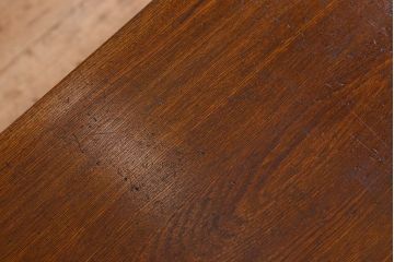 アンティーク家具　大正ロマン　栓材　透かし彫りが魅力的なローテーブル(文机、座卓、作業台)