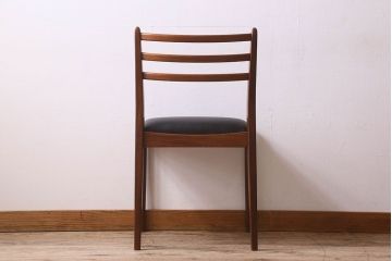 北欧家具　G-PLAN(ジープラン)　チーク材　 シックな色合いのチェア(椅子・ダイニングチェア・ワークチェア)(1)