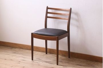北欧家具　G-PLAN(ジープラン)　チーク材　 シックな色合いのチェア(椅子・ダイニングチェア・ワークチェア)(2)