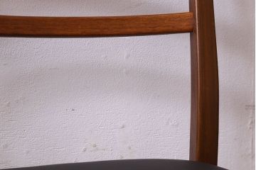 北欧家具　G-PLAN(ジープラン)　チーク材　 シックな色合いのチェア(椅子・ダイニングチェア・ワークチェア)(2)