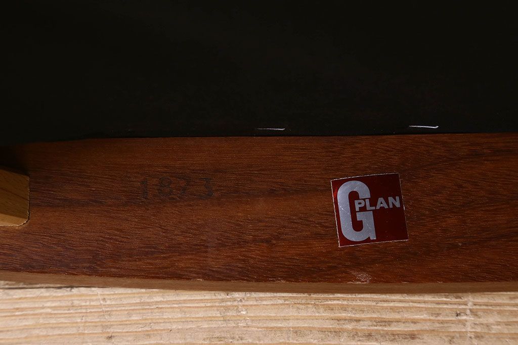 北欧家具　G-PLAN(ジープラン)　チーク材　 シックな色合いのチェア(椅子・ダイニングチェア・ワークチェア)(2)