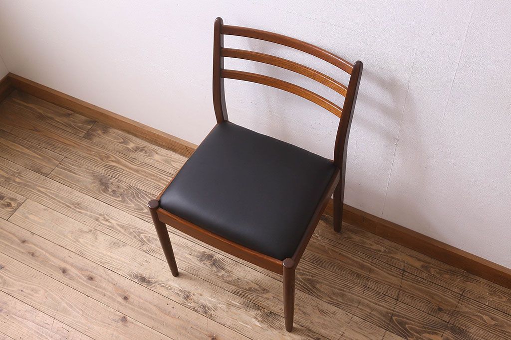 北欧家具　G-PLAN(ジープラン)　チーク材　 シックな色合いのチェア(椅子・ダイニングチェア・ワークチェア)(3)