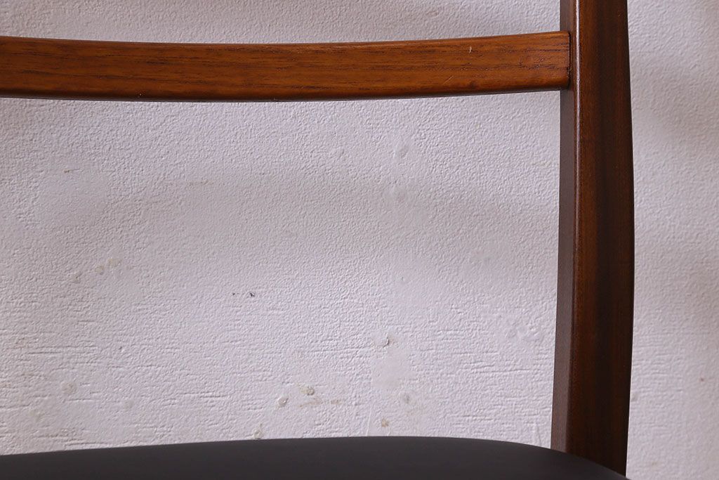 北欧家具　G-PLAN(ジープラン)　チーク材　 シックな色合いのチェア(椅子・ダイニングチェア・ワークチェア)(3)