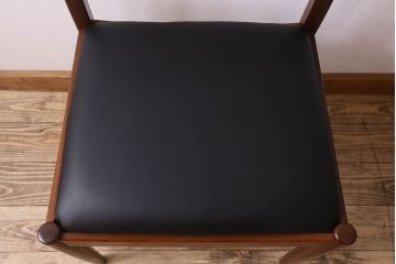 北欧家具　G-PLAN(ジープラン)　チーク材　 シックな色合いのチェア(椅子・ダイニングチェア・ワークチェア)(3)