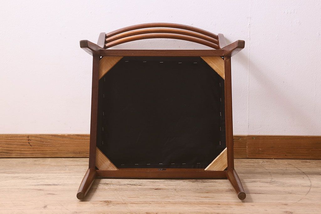 北欧家具　G-PLAN(ジープラン)　チーク材　 シックな色合いのチェア(椅子・ダイニングチェア・ワークチェア)(3)