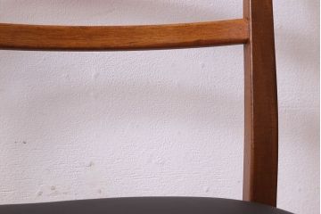 北欧家具　G-PLAN(ジープラン)　チーク材　 シックな色合いのチェア(椅子・ダイニングチェア・ワークチェア)