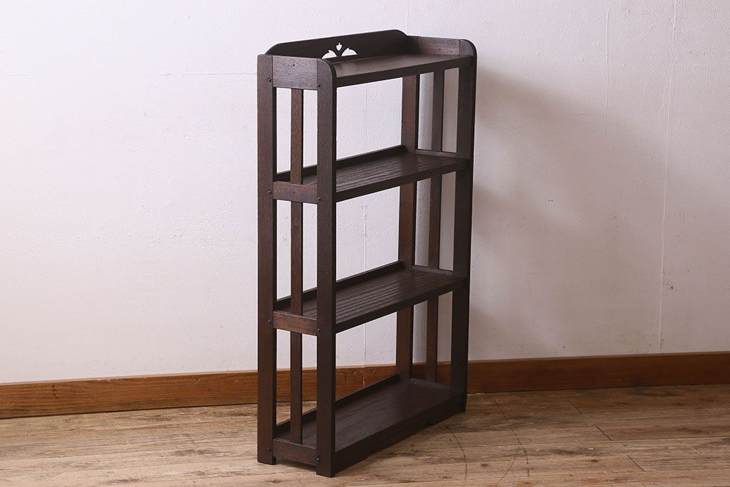 レトロ家具 昭和レトロ ラワン材 透かし彫り入りの上品な本棚(飾り棚、ディスプレイラック)