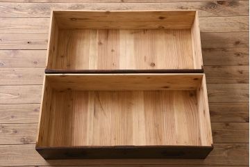 アンティーク家具　和製アンティーク　鉄脚付き!前面桐材の時代箪笥ローボード(ローチェスト、引き出し、衣装箪笥、テ  レビ台)