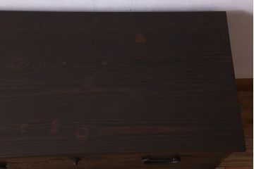 アンティーク家具　和製アンティーク　鉄脚付き!前面桐材の時代箪笥ローボード(ローチェスト、引き出し、衣装箪笥、テ  レビ台)