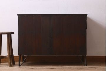 アンティーク家具　和製アンティーク　鉄脚付き!前面桐材の時代箪笥ローボード(ローチェスト、引き出し、衣装箪笥、テ  レビ台)