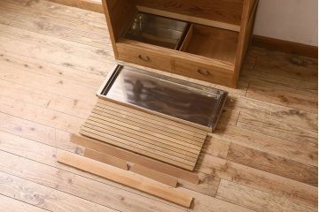 アンティーク家具　和モダン　1970年頃　明るい木肌が印象的な茶水屋(置き水屋、戸棚、収納棚)