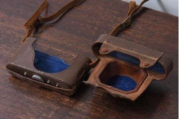 アンティーク雑貨　ビンテージカメラ　ケース付き　Konica(コニカ)B