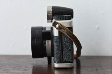 アンティーク雑貨　クラシックカメラ　ケース付き　富士フィルム　FUJIPET(フジペット)