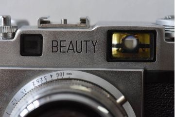 アンティーク雑貨　クラシックカメラ　太陽堂光機株式会社 ケース付き　BEAUTY SUPER(ビューティスーパー)35