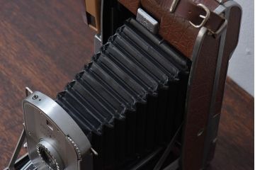 アンティーク雑貨　ビンテージ　アメリカ製　ポラロイド社　LAND CAMERA(ランドカメラ)95B