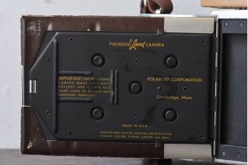 アンティーク雑貨　ビンテージ　アメリカ製　ポラロイド社　LAND CAMERA(ランドカメラ)95B