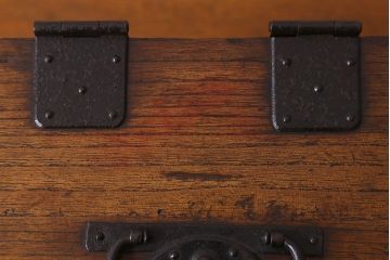 アンティーク雑貨　昭和レトロ　調湿性に優れた桐材のみで作られた硯箱(小引き出し)