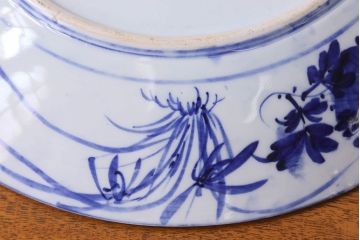 明治期　梅に菊の図　染付　一尺三寸　アンティーク大皿(和食器)