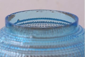 アンティーク雑貨　昭和レトロ　爽やかな色合いが素敵な蓋付きガラス瓶(ビン)