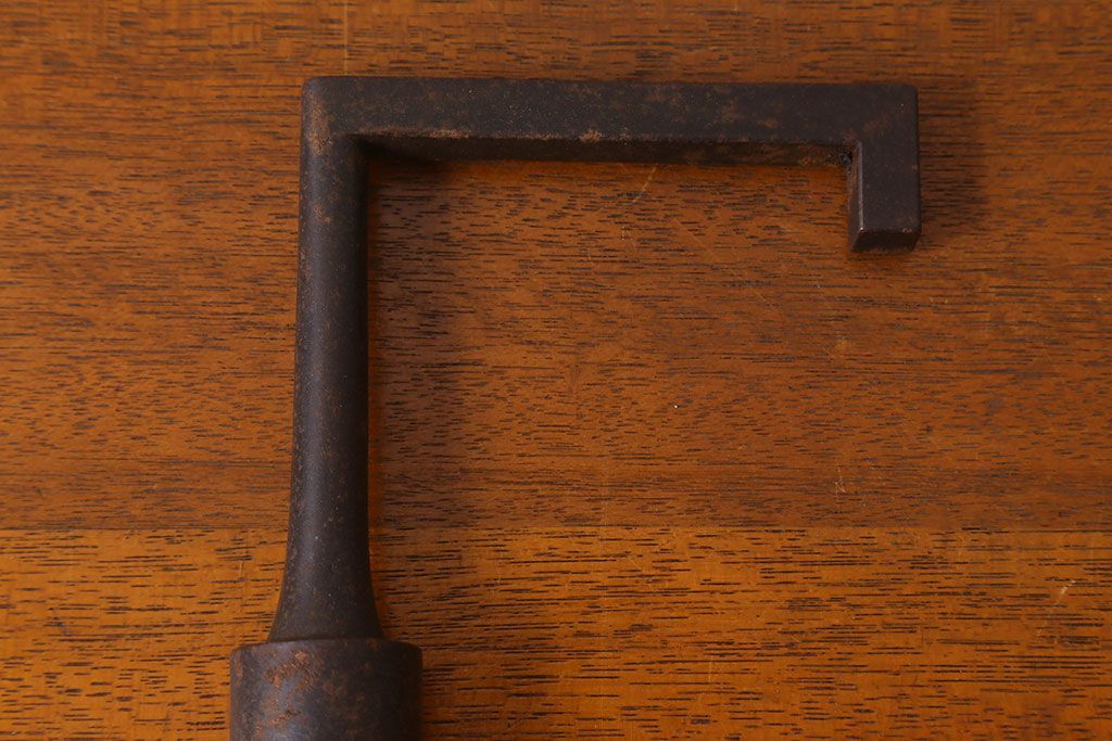アンティーク雑貨　和製アンティーク　明治期の古い蔵戸の鉤(鍵)
