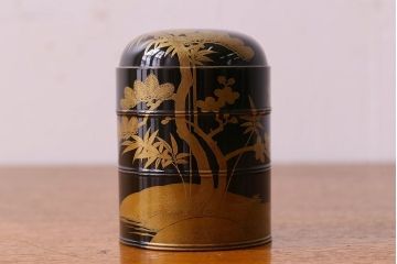 アンティーク雑貨　明治期　松竹梅鶴亀図　木製重香合・蒔絵(小物収納箱、茶道具)