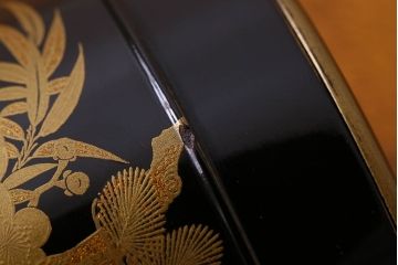 アンティーク雑貨　明治期　松竹梅鶴亀図　木製重香合・蒔絵(小物収納箱、茶道具)